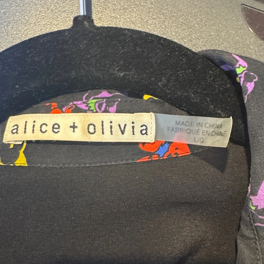 Alice + Olivia Grateful Dead Dancing Bears Blouse( 1st Grateful Dead collection) - Picture 2 of 4